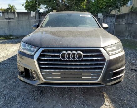 Серый Ауди Ку 7, объемом двигателя 3 л и пробегом 197 тыс. км за 18900 $, фото 1 на Automoto.ua