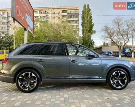 Ауди Ку 7 2018 в Одессе на Automoto.ua Серый Ауди Ку 7, объемом двигателя 2.97 л и пробегом 236 тыс. км за 38700 $, фото 10 на Automoto.ua