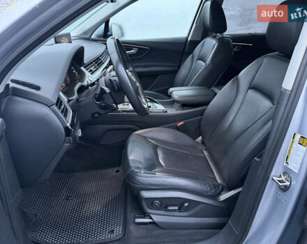 Серый Ауди Ку 7, объемом двигателя 3 л и пробегом 140 тыс. км за 26000 $, фото 9 на Automoto.ua