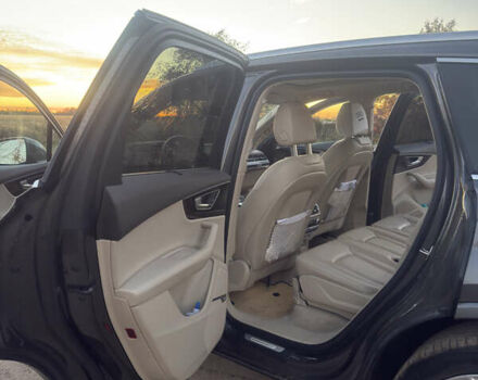 Сірий Ауді Ку 7, об'ємом двигуна 3 л та пробігом 174 тис. км за 27000 $, фото 6 на Automoto.ua