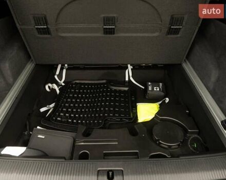 Ауди Ку 7 2018 в Луцке на Automoto.ua Серый Ауди Ку 7, объемом двигателя 2.97 л и пробегом 66 тыс. км за 48888 $, фото 49 на Automoto.ua