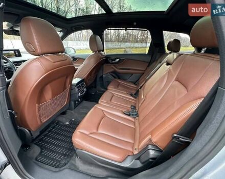 Серый Ауди Ку 7, объемом двигателя 0 л и пробегом 180 тыс. км за 28000 $, фото 19 на Automoto.ua