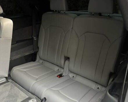 Серый Ауди Ку 7, объемом двигателя 3 л и пробегом 206 тыс. км за 25000 $, фото 15 на Automoto.ua