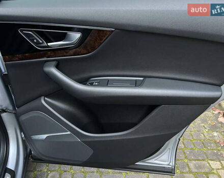 Серый Ауди Ку 7, объемом двигателя 3 л и пробегом 106 тыс. км за 29600 $, фото 41 на Automoto.ua