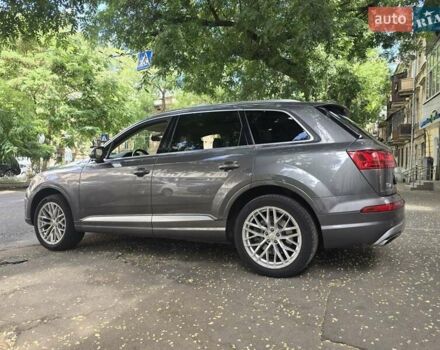 Серый Ауди Ку 7, объемом двигателя 1.98 л и пробегом 148 тыс. км за 27500 $, фото 1 на Automoto.ua