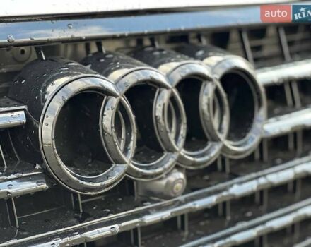 Серый Ауди Ку 7, объемом двигателя 0 л и пробегом 180 тыс. км за 28000 $, фото 25 на Automoto.ua