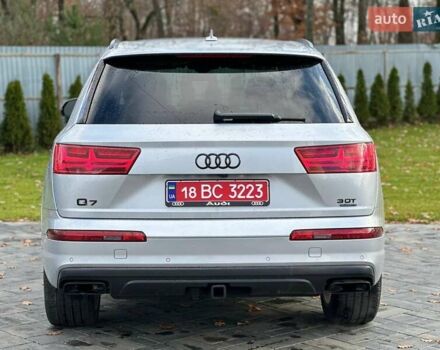 Серый Ауди Ку 7, объемом двигателя 0 л и пробегом 180 тыс. км за 28000 $, фото 4 на Automoto.ua