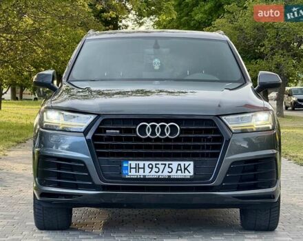 Ауди Ку 7 2018 в Одессе на Automoto.ua Серый Ауди Ку 7, объемом двигателя 2.97 л и пробегом 236 тыс. км за 38700 $, фото 2 на Automoto.ua