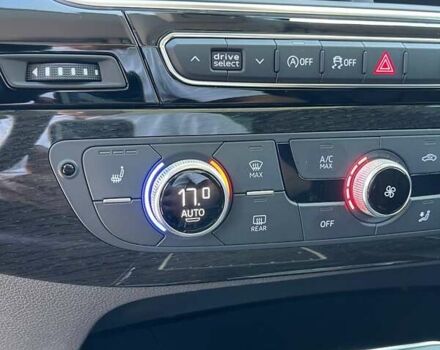 Сірий Ауді Ку 7, об'ємом двигуна 3 л та пробігом 104 тис. км за 28000 $, фото 22 на Automoto.ua