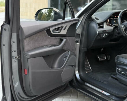 Серый Ауди Ку 7, объемом двигателя 3 л и пробегом 150 тыс. км за 48777 $, фото 27 на Automoto.ua