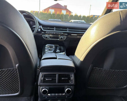Сірий Ауді Ку 7, об'ємом двигуна 3 л та пробігом 165 тис. км за 28000 $, фото 15 на Automoto.ua