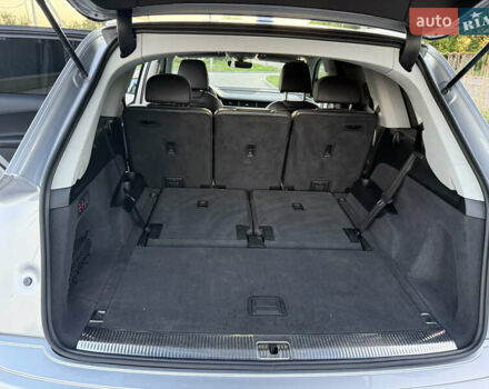 Сірий Ауді Ку 7, об'ємом двигуна 3 л та пробігом 175 тис. км за 24500 $, фото 10 на Automoto.ua