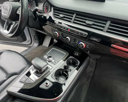 Серый Ауди Ку 7, объемом двигателя 3 л и пробегом 112 тыс. км за 29500 $, фото 38 на Automoto.ua