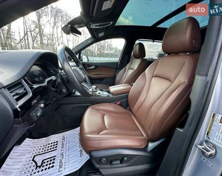 Серый Ауди Ку 7, объемом двигателя 0 л и пробегом 180 тыс. км за 28000 $, фото 7 на Automoto.ua