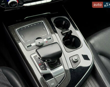 Серый Ауди Ку 7, объемом двигателя 3 л и пробегом 267 тыс. км за 24500 $, фото 20 на Automoto.ua