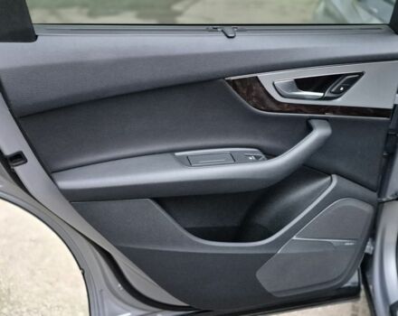 Сірий Ауді Ку 7, об'ємом двигуна 2 л та пробігом 196 тис. км за 26888 $, фото 12 на Automoto.ua