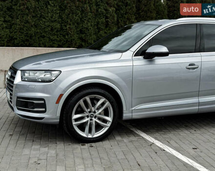 Серый Ауди Ку 7, объемом двигателя 3 л и пробегом 267 тыс. км за 24500 $, фото 3 на Automoto.ua