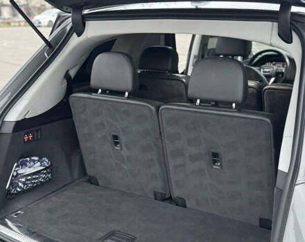 Серый Ауди Ку 7, объемом двигателя 3 л и пробегом 138 тыс. км за 33500 $, фото 44 на Automoto.ua