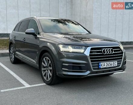 Серый Ауди Ку 7, объемом двигателя 2.97 л и пробегом 130 тыс. км за 46000 $, фото 3 на Automoto.ua