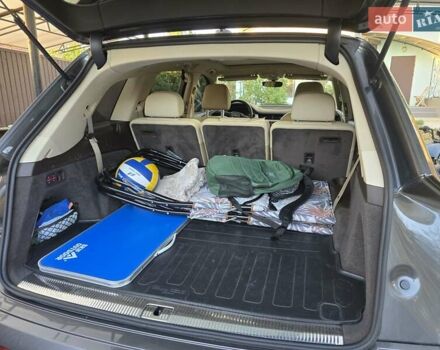 Серый Ауди Ку 7, объемом двигателя 1.98 л и пробегом 153 тыс. км за 22000 $, фото 4 на Automoto.ua