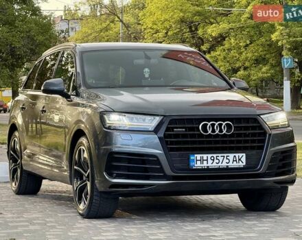 Ауди Ку 7 2018 в Одессе на Automoto.ua Серый Ауди Ку 7, объемом двигателя 2.97 л и пробегом 236 тыс. км за 38700 $, фото 4 на Automoto.ua