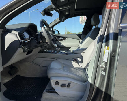 Ауди Ку 7 2018 в Львове на Automoto.ua Серый Ауди Ку 7, объемом двигателя 3 л и пробегом 92 тыс. км за 35000 $, фото 14 на Automoto.ua