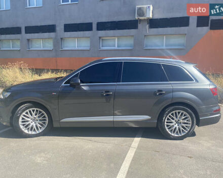 Серый Ауди Ку 7, объемом двигателя 2.97 л и пробегом 152 тыс. км за 45500 $, фото 3 на Automoto.ua