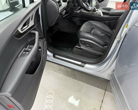 Сірий Ауді Ку 7, об'ємом двигуна 3 л та пробігом 75 тис. км за 36000 $, фото 19 на Automoto.ua