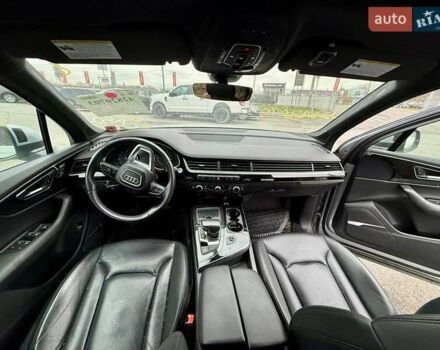 Сірий Ауді Ку 7, об'ємом двигуна 3 л та пробігом 427 тис. км за 14500 $, фото 17 на Automoto.ua