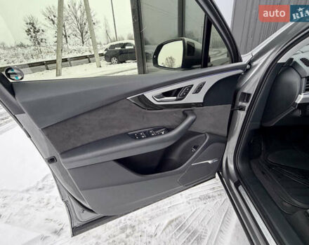 Сірий Ауді Ку 7, об'ємом двигуна 3 л та пробігом 117 тис. км за 35900 $, фото 17 на Automoto.ua