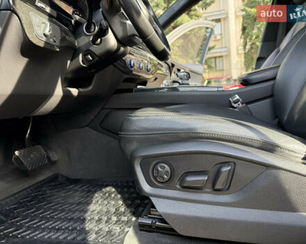 Сірий Ауді Ку 7, об'ємом двигуна 3 л та пробігом 157 тис. км за 29999 $, фото 24 на Automoto.ua