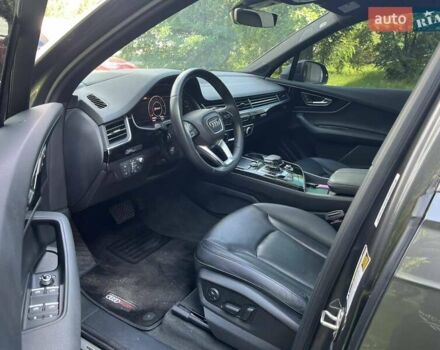Ауди Ку 7 2018 в Киеве на Automoto.ua Серый Ауди Ку 7, объемом двигателя 3 л и пробегом 88 тыс. км за 39800 $, фото 6 на Automoto.ua