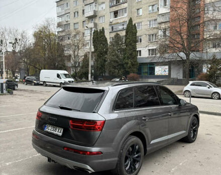 Серый Ауди Ку 7, объемом двигателя 3 л и пробегом 206 тыс. км за 25000 $, фото 4 на Automoto.ua