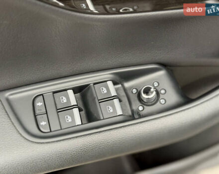 Серый Ауди Ку 7, объемом двигателя 3 л и пробегом 267 тыс. км за 24500 $, фото 13 на Automoto.ua