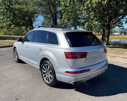 Сірий Ауді Ку 7, об'ємом двигуна 2 л та пробігом 32 тис. км за 18000 $, фото 5 на Automoto.ua