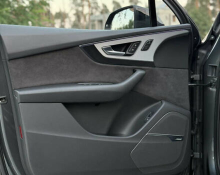 Серый Ауди Ку 7, объемом двигателя 3 л и пробегом 150 тыс. км за 48777 $, фото 28 на Automoto.ua