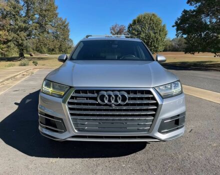 Сірий Ауді Ку 7, об'ємом двигуна 2 л та пробігом 32 тис. км за 18000 $, фото 1 на Automoto.ua