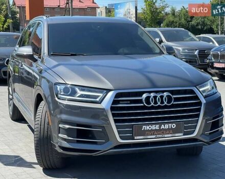 Сірий Ауді Ку 7, об'ємом двигуна 3 л та пробігом 104 тис. км за 28000 $, фото 2 на Automoto.ua