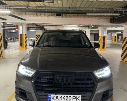 Ауди Ку 7 2018 в Киеве на Automoto.ua Серый Ауди Ку 7, объемом двигателя 3 л и пробегом 146 тыс. км за 34000 $, фото 1 на Automoto.ua
