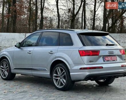 Серый Ауди Ку 7, объемом двигателя 0 л и пробегом 180 тыс. км за 28000 $, фото 5 на Automoto.ua