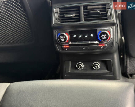 Серый Ауди Ку 7, объемом двигателя 3 л и пробегом 179 тыс. км за 25800 $, фото 45 на Automoto.ua