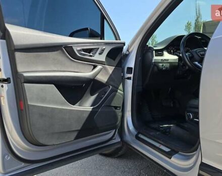 Сірий Ауді Ку 7, об'ємом двигуна 3 л та пробігом 150 тис. км за 29900 $, фото 16 на Automoto.ua