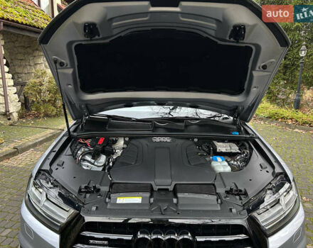 Серый Ауди Ку 7, объемом двигателя 3 л и пробегом 106 тыс. км за 29600 $, фото 10 на Automoto.ua