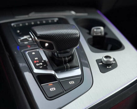 Серый Ауди Ку 7, объемом двигателя 3 л и пробегом 150 тыс. км за 48777 $, фото 41 на Automoto.ua