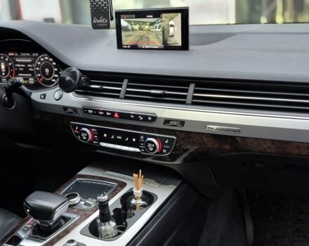 Сірий Ауді Ку 7, об'ємом двигуна 2 л та пробігом 196 тис. км за 26888 $, фото 5 на Automoto.ua