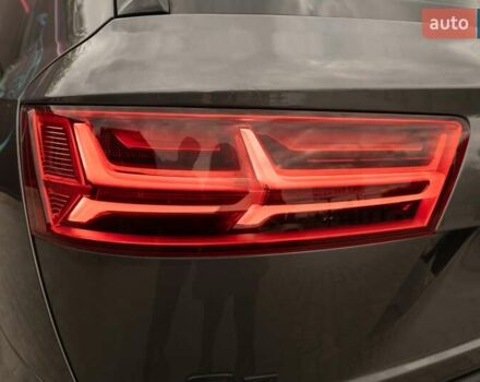Ауди Ку 7 2018 в Луцке на Automoto.ua Серый Ауди Ку 7, объемом двигателя 2.97 л и пробегом 66 тыс. км за 48888 $, фото 27 на Automoto.ua