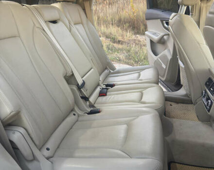 Сірий Ауді Ку 7, об'ємом двигуна 3 л та пробігом 174 тис. км за 27000 $, фото 12 на Automoto.ua