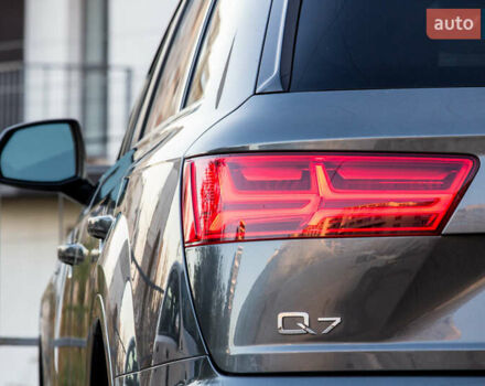 Сірий Ауді Ку 7, об'ємом двигуна 3 л та пробігом 78 тис. км за 33300 $, фото 31 на Automoto.ua
