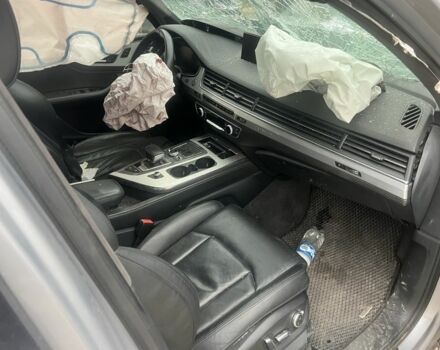 Сірий Ауді Ку 7, об'ємом двигуна 3 л та пробігом 200 тис. км за 9999 $, фото 5 на Automoto.ua