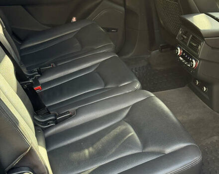 Серый Ауди Ку 7, объемом двигателя 3 л и пробегом 137 тыс. км за 32000 $, фото 10 на Automoto.ua